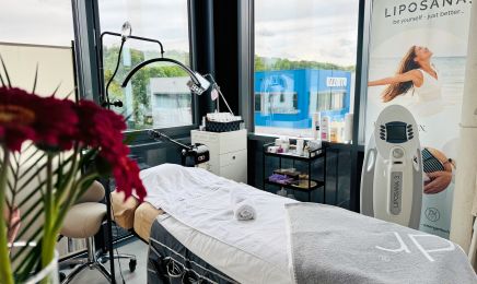 Samira Natural: Kosmetikstudio in Uhingen