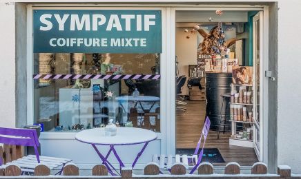 Sympatif : Coiffeur à Saint-Germain-en-Montagne