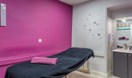 Institut R'eve De Beauté  : Institut de beauté à Le Donjon