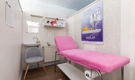 Chrys'Esthetique : Manucure à Eysines