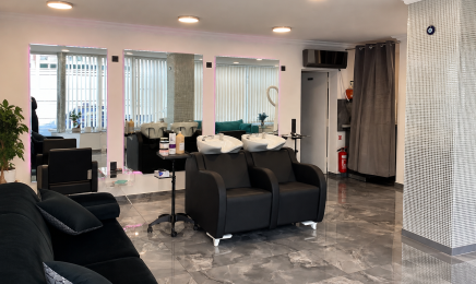 Haarverlängerungen Wuppertal - Majestic Mane : Friseur in Wuppertal