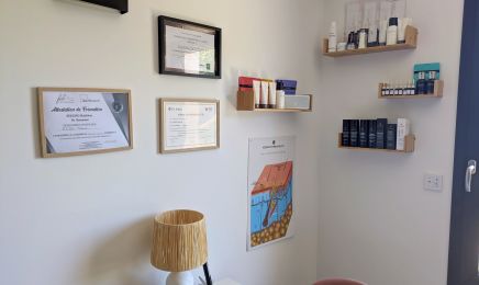 Alexia Reda - Kératothérapeuthe, Spécialiste de l'épiderme : Institut de beauté à Montagnac