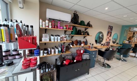 Les ciseaux de Virginie  : Coiffeur à Coutouvre
