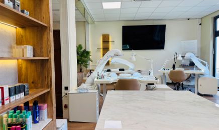 Cowena Ästhetik: Kosmetikstudio in Korntal-Münchingen