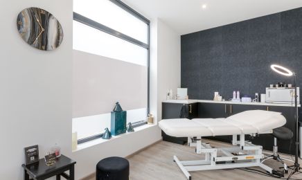 Juste Jolie : Coiffeur à Châlons-en-Champagne