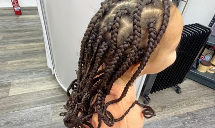 Cosmétique Konate Coiffure : Coiffeur à Strasbourg