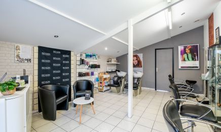 L’oni coif : Coiffeur à Prignac-et-Marcamps