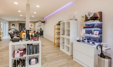Ambiance coiffeur créateur  : Coiffeur à La Chaussée-Saint-Victor