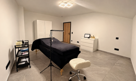 ADLM_lashestudio : Institut de beauté à La Louvière