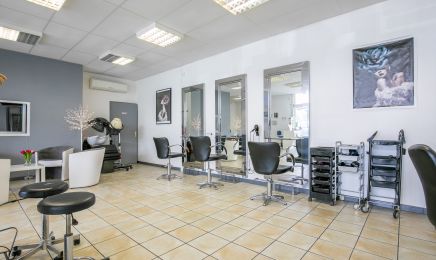 Ô petit salon  : Coiffeur à Bassens