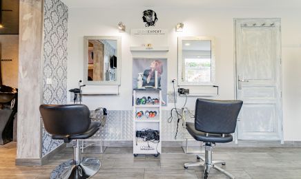 1000 Éclats  : Coiffeur à Leers