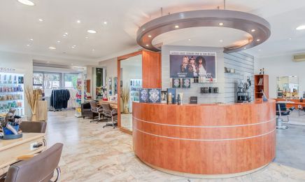 Viva La Vie by Arnault Coiffure - Guiton : Coiffeur à La Rochelle