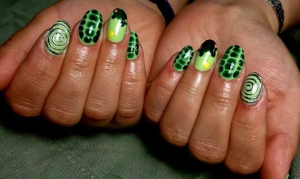 Kali (Détatouage & Soins) : Coiffeur à Limay