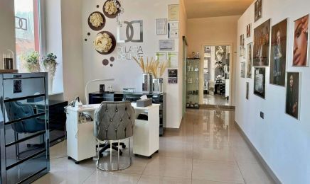 Di'Lara Deluxe Kosmetikstudio Wertheim: Kosmetikstudio in Wertheim