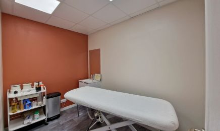 Jolie - Atelier de Beauté : Manucure à Tarbes