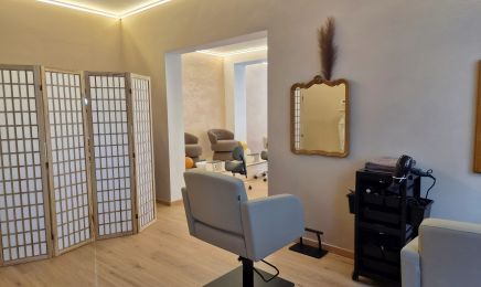 Glow Up House : Coiffeur à Geraardsbergen