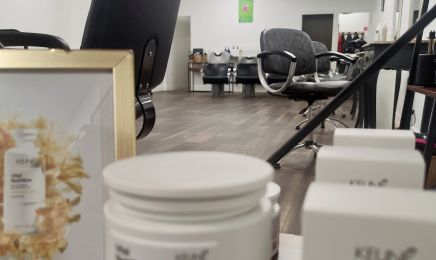Studio coiffure : Institut de beauté à Villebarou
