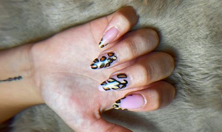 Ongle By M, Rehaussement de cils - Browlift - Nail Art - Pose capsules  : Institut de beauté à Clouange