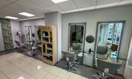 Les ciseaux d’Orélie : Coiffeur à Puy-Guillaume