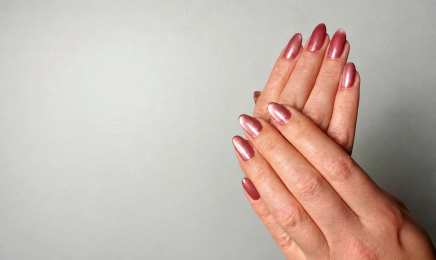 Marine Folliot – Esthétique&Laser : Manucure à Saint-Pair-sur-Mer