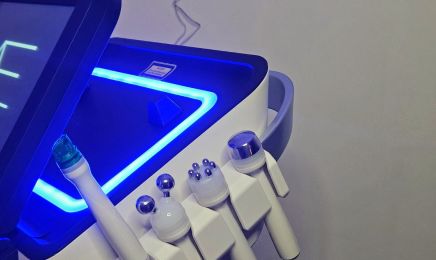 Beauté Santé Institut : Manucure à Élancourt