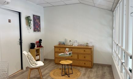 Bulle de beauté 71 : Manucure à Saint-Rémy