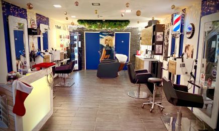 Rien que du Bonheur  : Coiffeur à Vernet