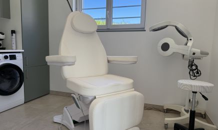 Nasta Hair Nail’s  : Institut de beauté à Saint-Sauveur-d'Émalleville