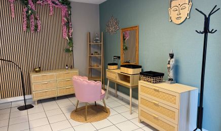 Lila Canidie - Institut bien-être - Head Spa & Beauté du regard : Institut de beauté à Chambœuf