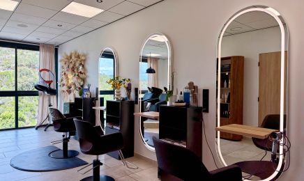 Hair Stylist Manon Frier : Coiffeur à Saint-Raphaël