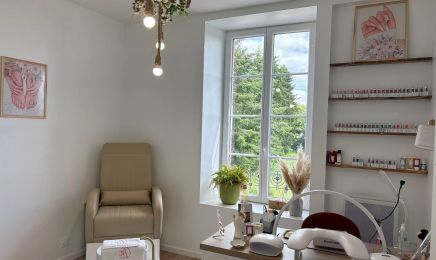 Au salon d’Anais : Coiffure Esthétique et Ongles  : Coiffeur à Boisseuil