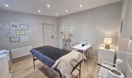 L'Atelier de la Beauté : Manucure à Ambarès-et-Lagrave