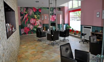 Scharfenkamp - die Friseure: Friseur in Oberhausen