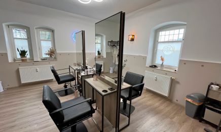 Friseursalon Headline ZEITZ: Friseur in Zeitz