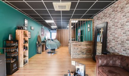 La Casa del Pelo : Coiffeur à Callian
