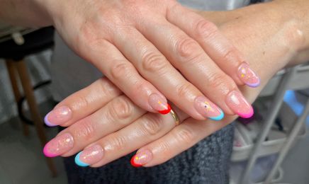 LEYOVA BEAUTÉ : Manucure à Brignoles