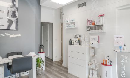 M-Beauté Centre Maria Galland : Manucure à Antibes