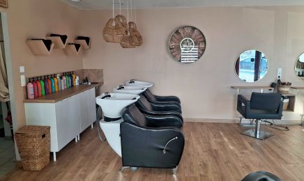 Mandy Coiffure Mixte : Barbier à Saivres