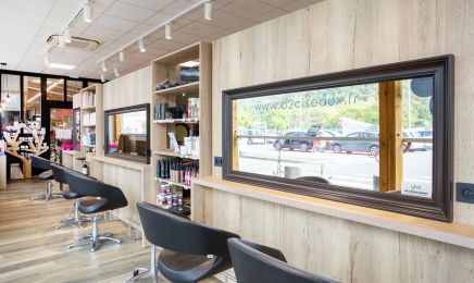 O2 Ciseaux : Coiffeur à Russ
