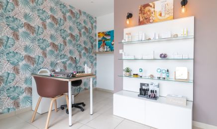 Elly Beauty : Manucure à Launac