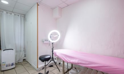 Nawel Esthetique : Institut de beauté à Saint-Fons
