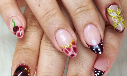 Nail Art Sakura : Manucure à Aix-en-Provence