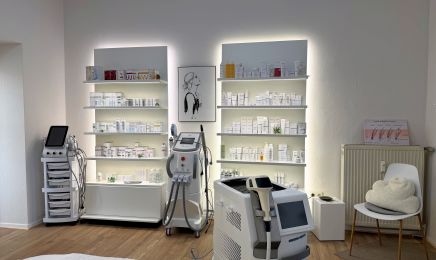 Beautyflash by Andrea Canini : Kosmetikstudio in Duisburg