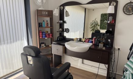 JS Coiffure - Gréasque : Coiffeur à Gréasque