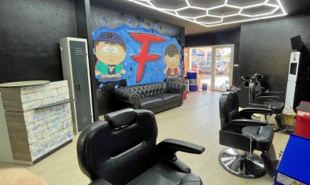 South Factory : Coiffeur à Velaux