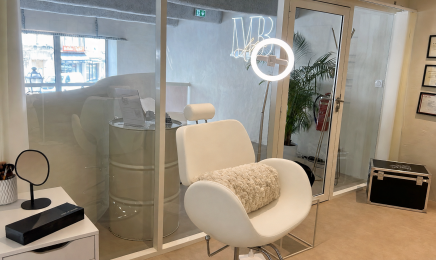 MB Artist - Experte beauté du regard : Coiffeur à Angoulême