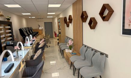 Fan nails - bar à ongles & résine Pertuis  : Manucure à Pertuis