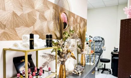 Amiri Beauty : Kosmetikstudio in Frankfurt am Main