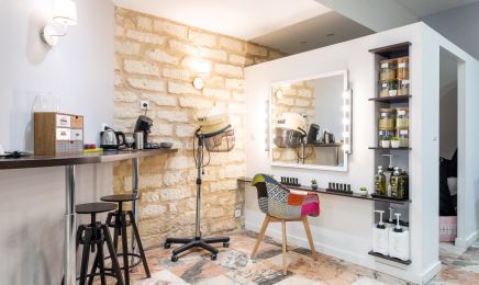 Hair coiff esthetica - Spécialiste Coloration Végétale : Coiffeur à Montpellier