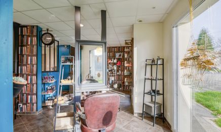 Lou'Color : Coiffeur à Montertelot